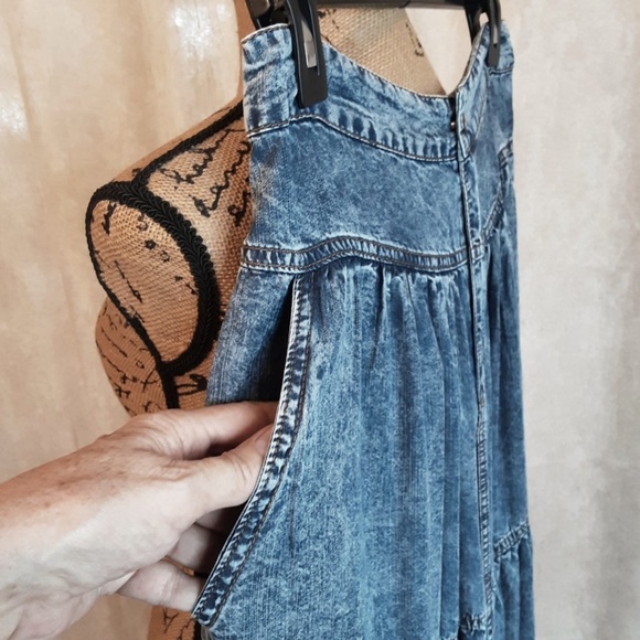 NWT Boho Tiered Denim Maxi Skirt by Blue Velvet Shirred Back Raw Hem Size M - Picture 2 of 12